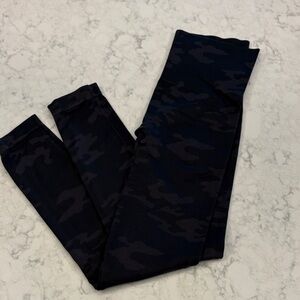 SPANX Black & Gray Camo Leggings